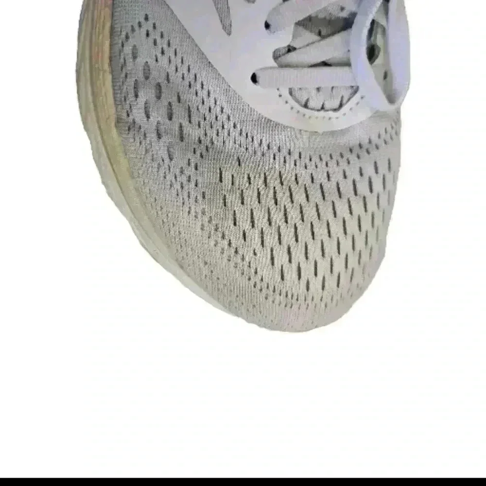 New Balance Women's 940 V4 Running Shoe 10.5
